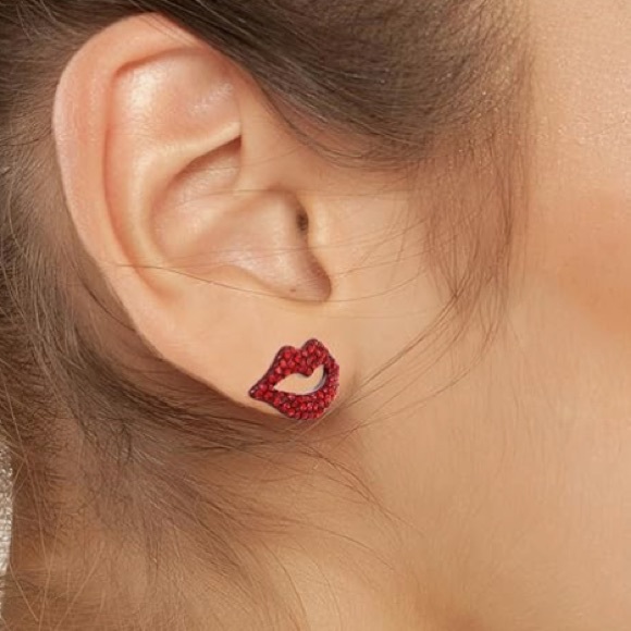 New Betsey Johnson Pavé Lips Stud Earrings - Picture 3 of 9